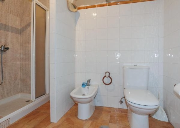 1984-Galicia, Lugo, casa rural, Baño 2