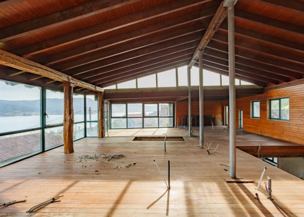 Galicia, La Coruña, Siavo, Noia, planta superior con vistas a la ria