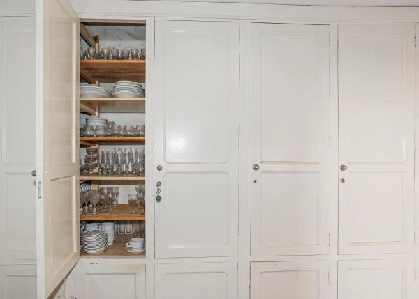 Galicia, Orense, country house, cupboard 1