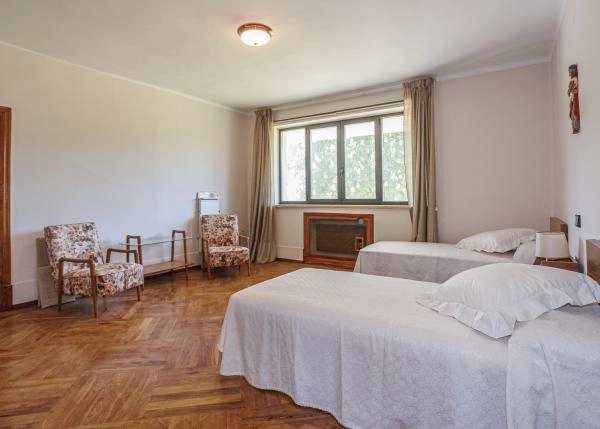  Galicia, Orense, country house, bedroom 5
