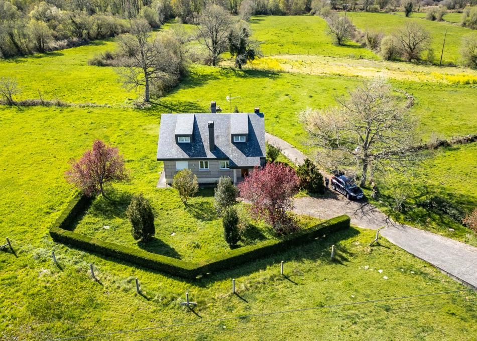 Galicia, Orense, Castro Caldelas, Country house, arial view 1