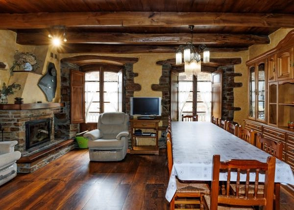 Galicia, Lugo, Navia de Suarna, comedor 1 casa de campo