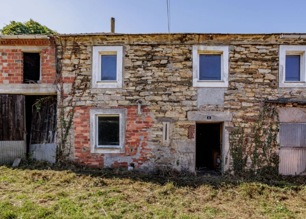 2016-Galicia, Lugo, Xermade, back of house