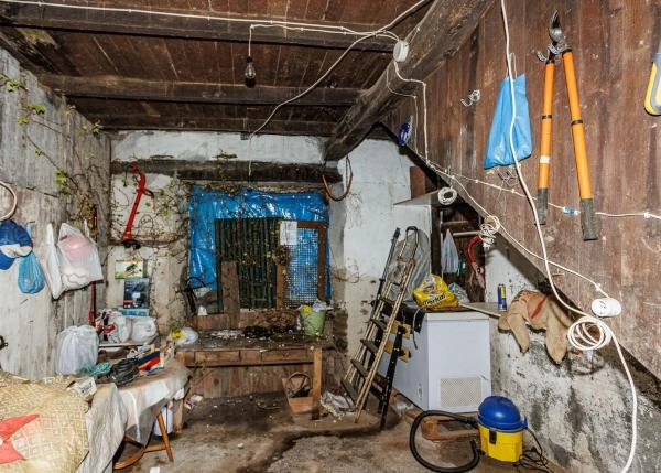 2019- Lugo, Cospeito country house, workshop