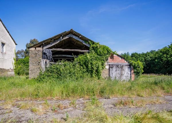 Galicia, Lugo, Cospeito, casa de campo vista barn