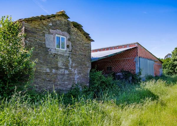2019- Lugo, Cospeito country house, outbuildings 3