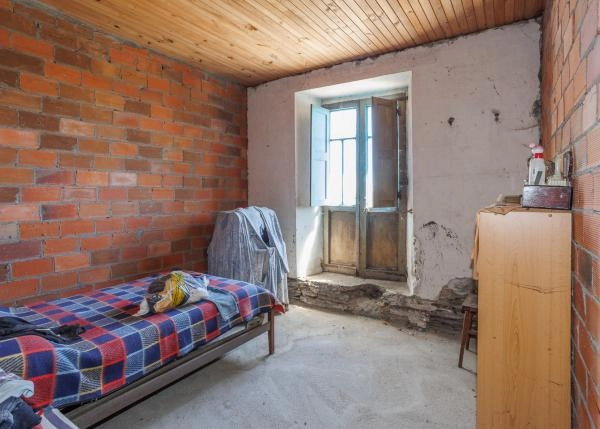 2051-Galicia, Lugo, Begonte, casa de campo habitacion 1