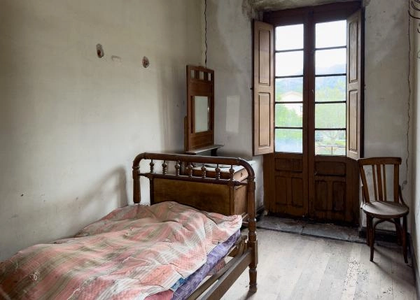 Asturias, Salas, Barcenas, bedroom 5