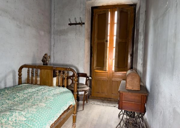 Asturias, Salas, Barcenas, bedroom 7