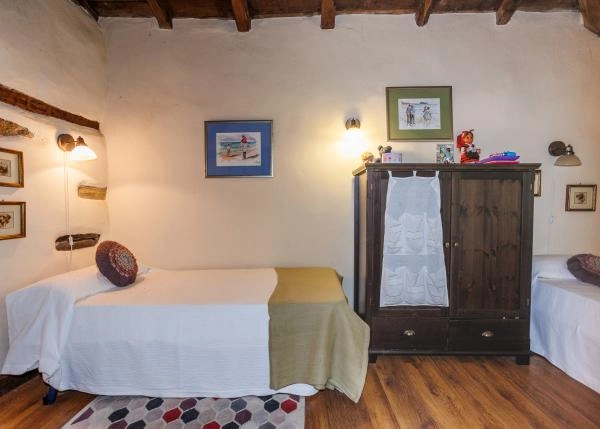 Asturias, Allende habitacion 3