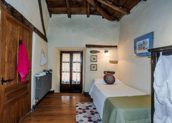  Asturias, Allende habitacion 4