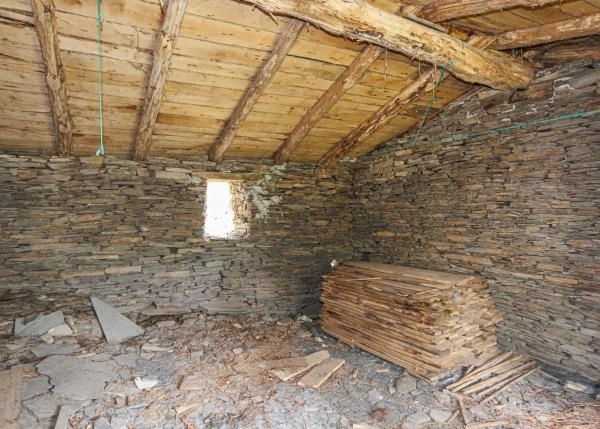 Galicia, Lugo, Samos, new roof