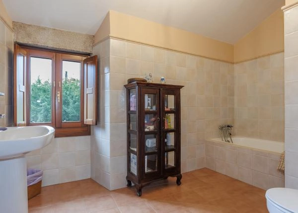Galicia. Lugo, house with pool, baño 4