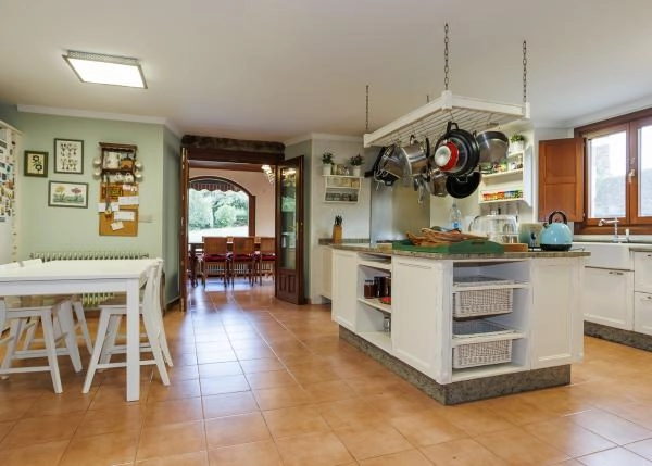 Galicia. Lugo, house with pool, cocina 1