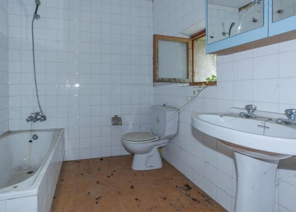 Galicia, Lugo, Cospeito, Momancos, baño