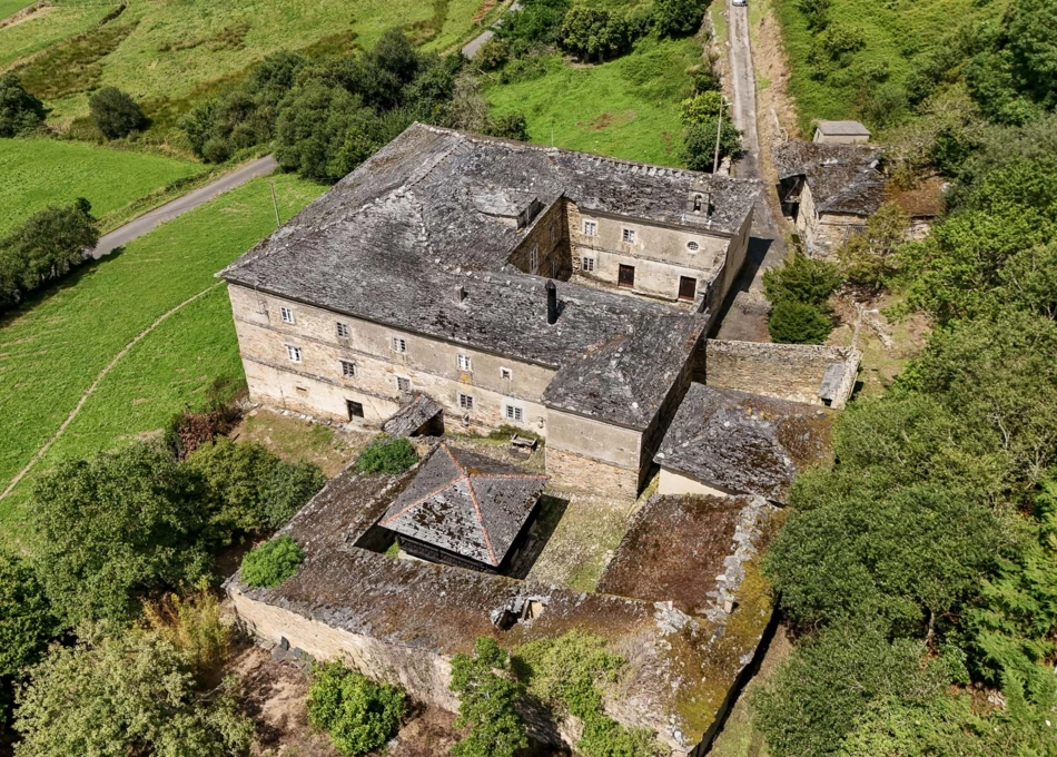 2097-Vegadeo, Asturias arial view 2