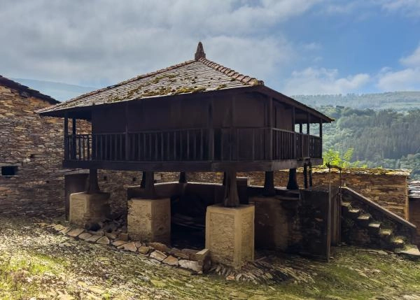 Asturias, Vegadeo, horreo