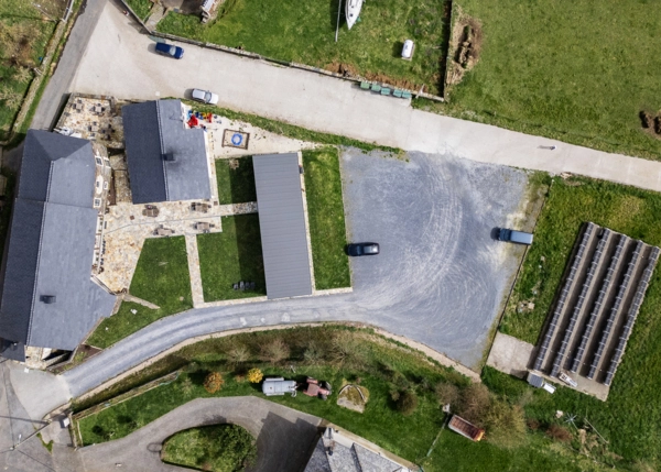 16-2099-69bedbb4a317a