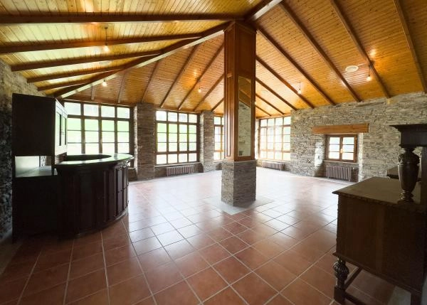 2107-Galicia, Lugo, Pontenova, reception 1