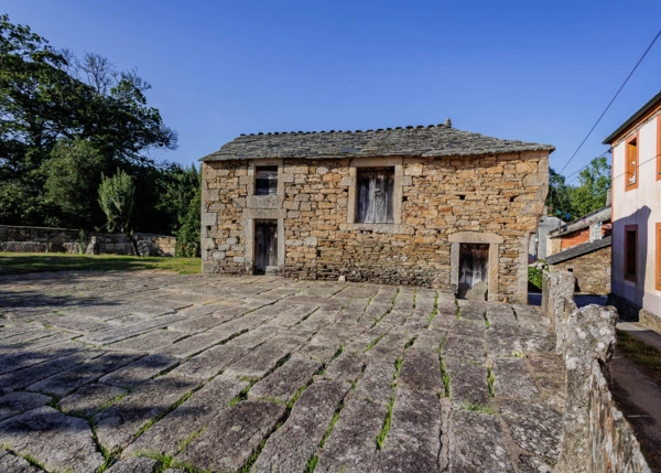 2128 - Galicia, Lugo, Outeiro de Rei, view from the threshing floor 3