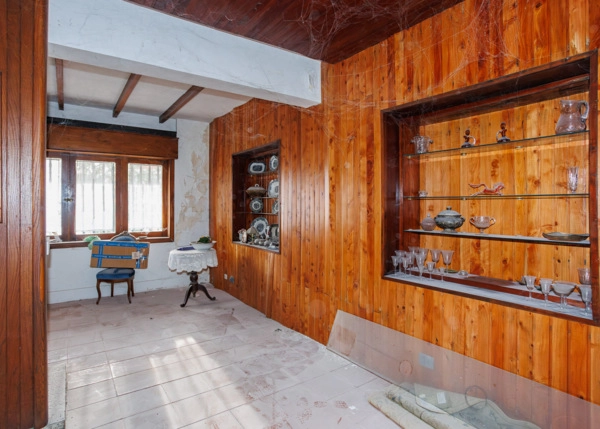 Galicia, La Coruña, Noia, living room 2