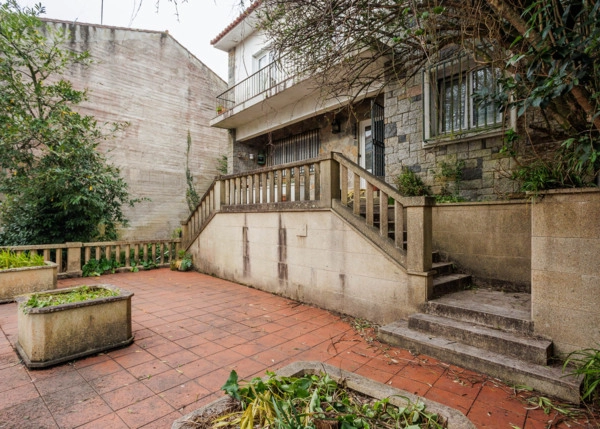 Galicia, La Coruña, Noia, staircase entrance