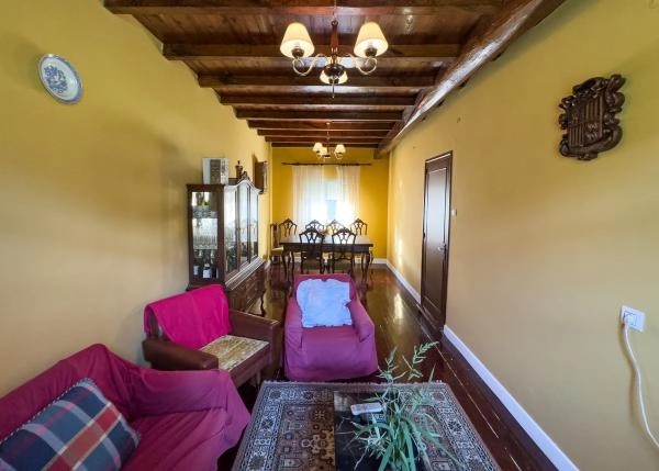 Galicia, Lugo, A Pontenova, living / dining room 2