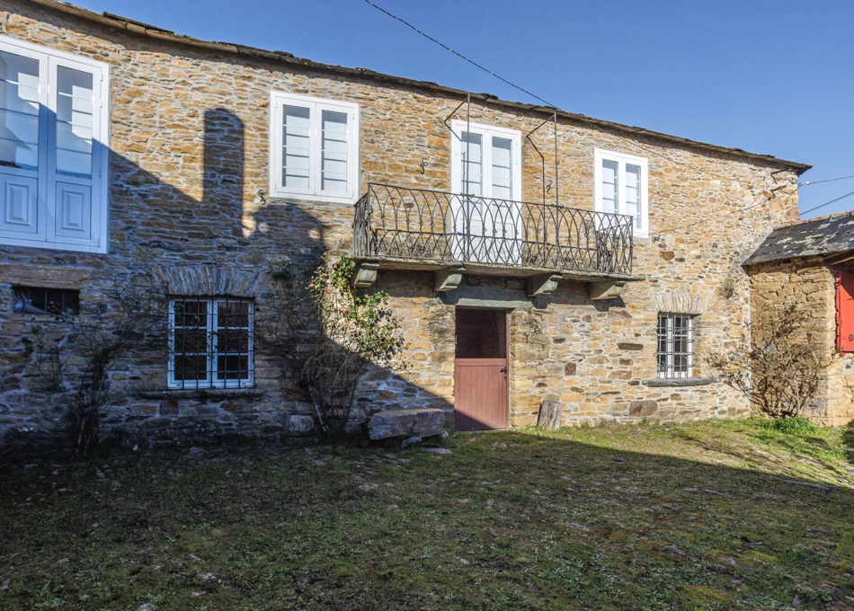 Galicia, Lugo, Becerreá, main view from courtyard