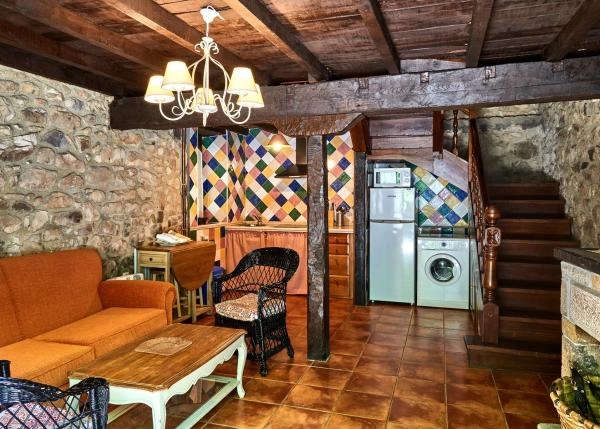 Asturias, Alles, the houses in Besnes, living room 2