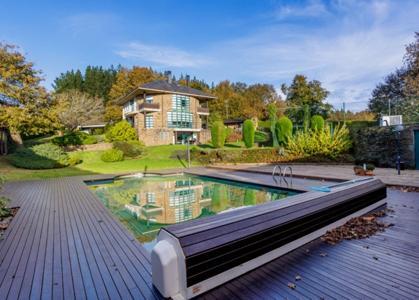 Galicia, Lugo, Meilan, view from pool