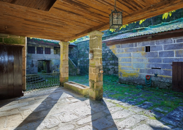 33-2176-679a64dd84346