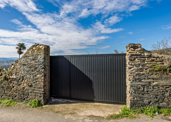 GCH-2189-cierre-puerta-muro