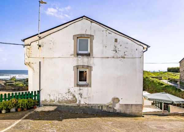 GCH-side-facade-house-coast