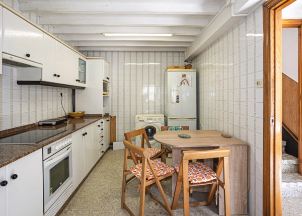 GCH-equipped-functional-kitchen
