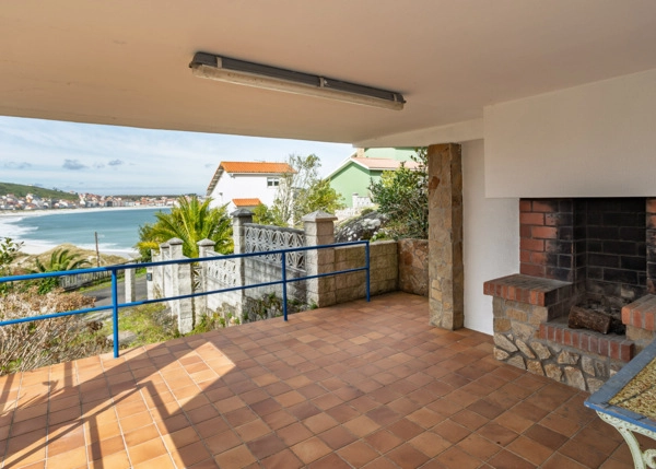 GCH-2214-terrace-barbecue-views