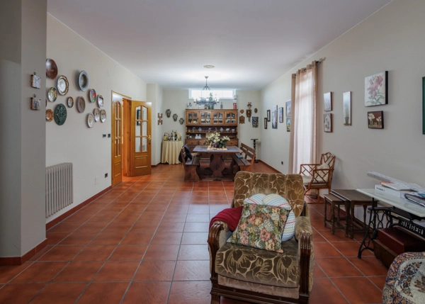 109-2334-684eac4900ae7