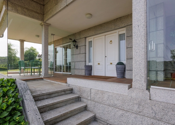 46-2334-684eab67e3f2f