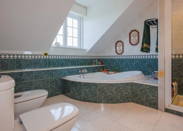 95-2334-684eac29c6a0b