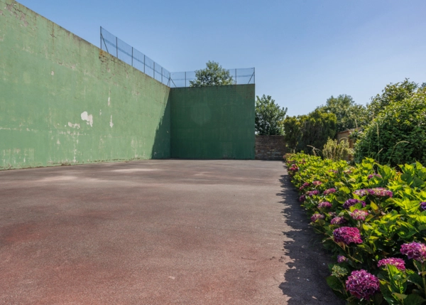 143-2390-68792f40b6ad3