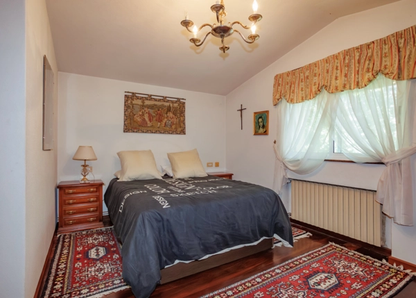 102-2512-68ef4d7a82f67