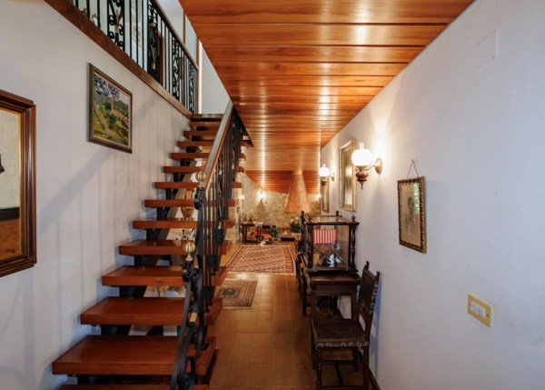 73-2512-68ef4ced931e7