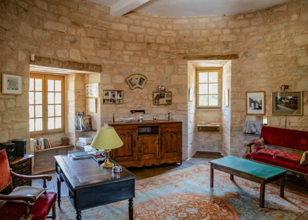 58884c7955a72e1c60d86a14e52ed954-687cd3ce081bd