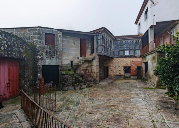 16-2616-6966877cbdfc0