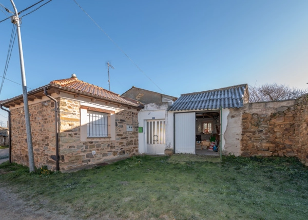 DSC-6837-69642da479c41