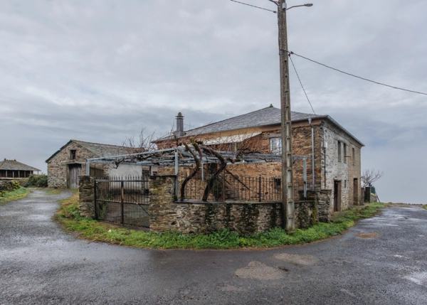 2-2768-695e3610864fe