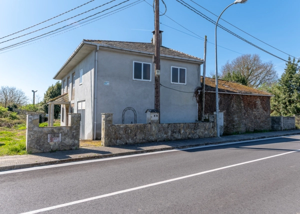 DSC-7564-69d80410508f5