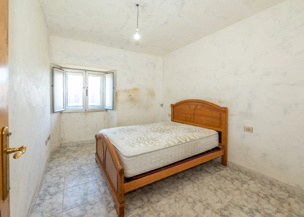 DSC-7585-69d804210d64a