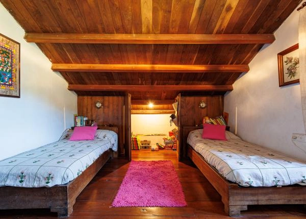 Galicia, Pontevedra, La Estrada, Berres, bedroom  7