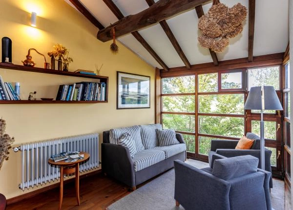 Galicia, Ourense, Ribeira Sacra, rural hotel salon 1