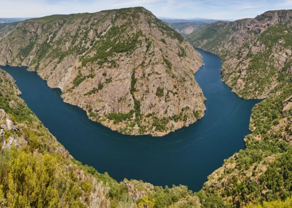 ribeira-sacra-landscape-vilouxe-viewpoint-with-ri-2023-11-27-04-56-31-utc